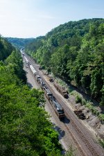 NS 4493 leads 142 north at Keno Road